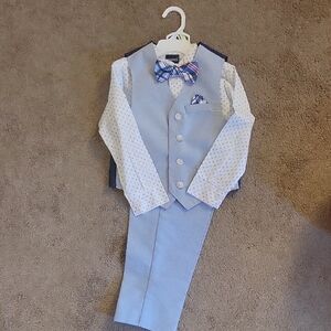 Bundle Of 2--4 Piece SUITS (Nautica Brand) Brand New Never Worn